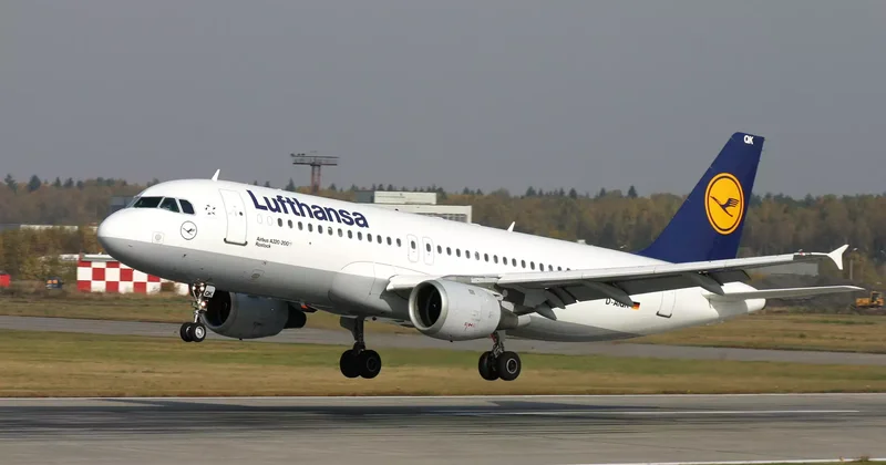 Алматы әуежайында Lufthansa компаниясының ұшағына зақым келді