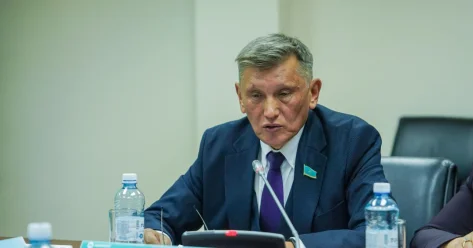 Усилить контроль за религиозными фондами и проповедниками предлагает сенатор