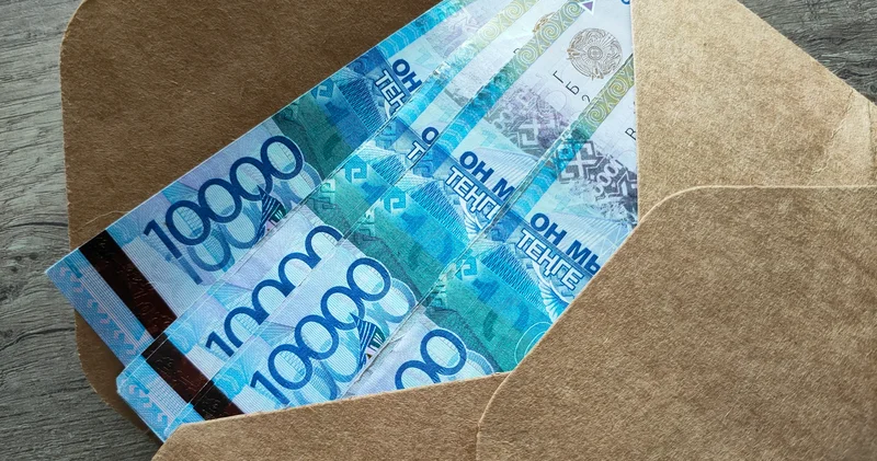 170 мың теңге пара алып, 32 есе көп айыппұл төлейтін болды: Ақтөбеде көлік инспекторы сотталды