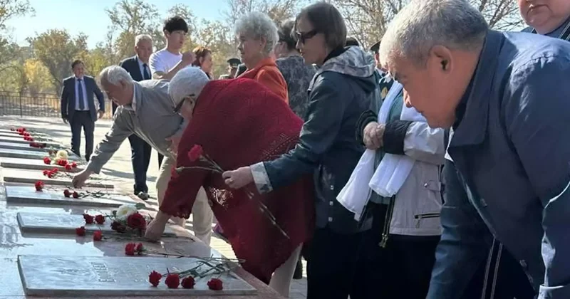 Таразда ҰОС кезінде госпитальде қаза тапқан жауынгерлерге арналған мемориал жаңғыртылды