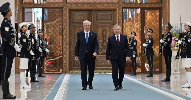 Тоқаев Өзбекстан Президенті Шавкат Мирзиёевпен келіссөз жүргізді