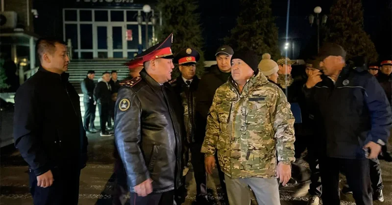 Напугали народ . Президент Кыргызстана обратился к подчиненным из за ночных рейдов
