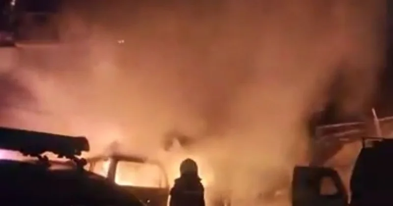 Девять человек погибли при взрыве в полицейском участке в Индии (видео)