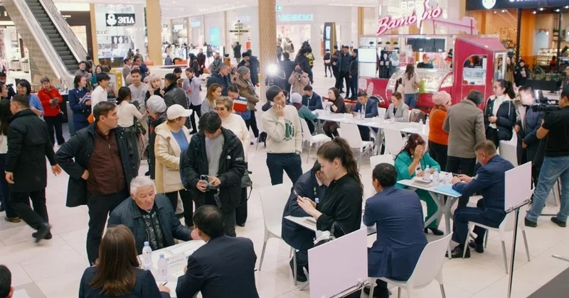 Закон и порядок : в столице прошла акция Правовая аптека