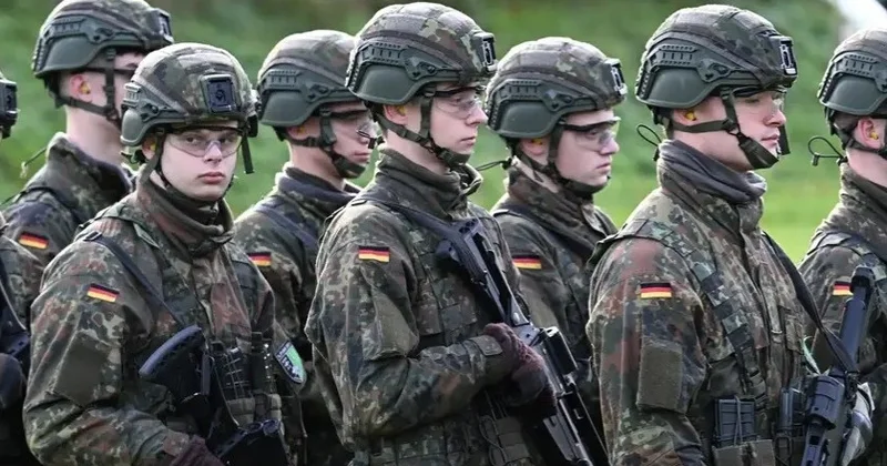 Германия ерікті әскери қызметті сақтап қалды