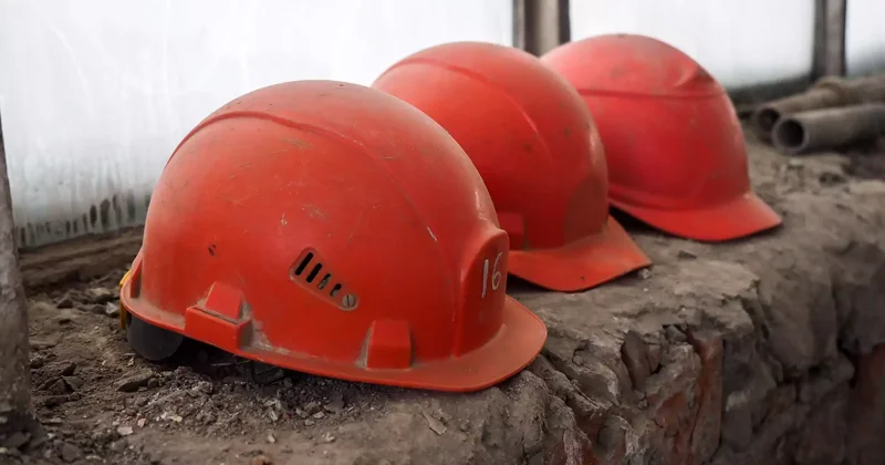 Ақсу ферроқорытпа зауытында жұмысшыны күйік шалды