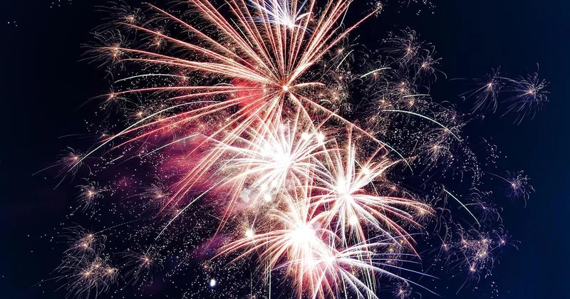 Запрещено ли алматинцам запускать фейерверки в новогоднюю ночь