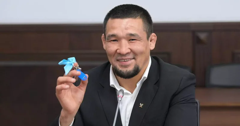 Ұлттық ұланның әскерилеріне күш қолданған Олимпиада ойындарының жүлдегері сотталды