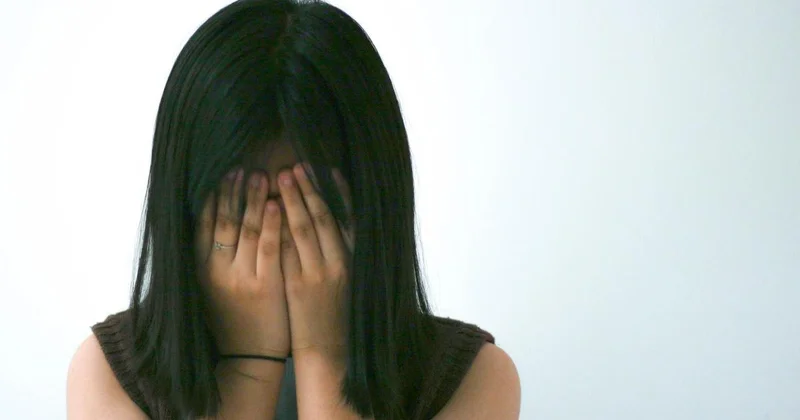 82 летнего мужчину приговорили к 20 годам за насилие над правнучкой в Астане