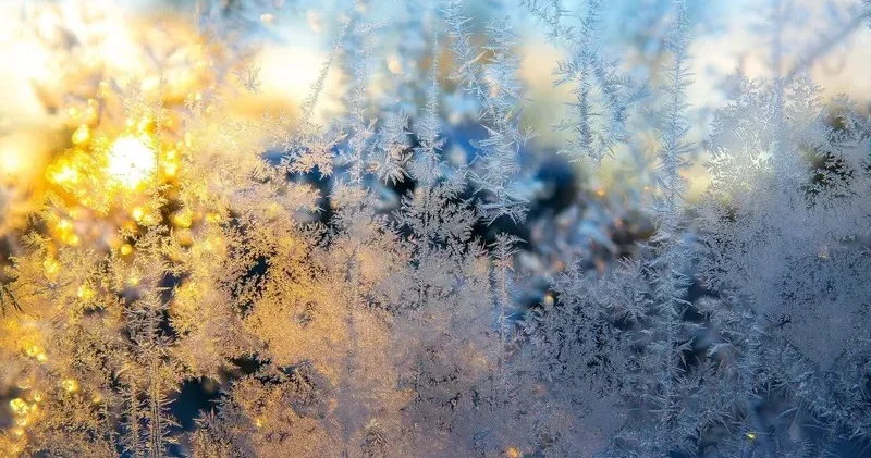 Сенбіде қатты аязға байланысты еліміздің басым бөлігінде дауылды ескерту жарияланды