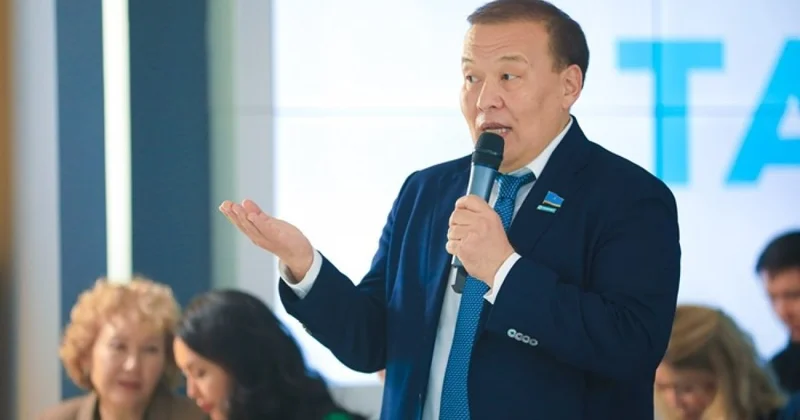 Через факты, а не эмоции: депутат объяснил, почему Казахстан растет, даже если этого не чувствуют