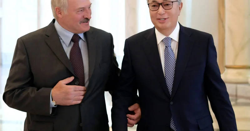 Лукашенко Қазақстан Президентін Беларусь шенеуніктеріне үлгі етті