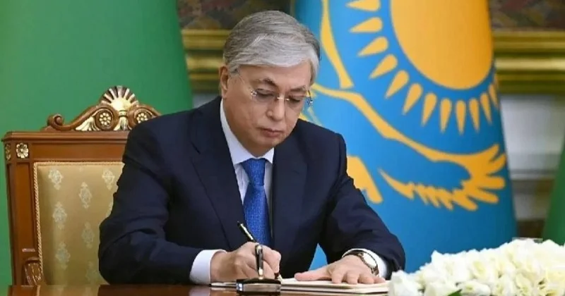 Президент банк және қаржы нарығын реттеу туралы екі заңға қол қойды