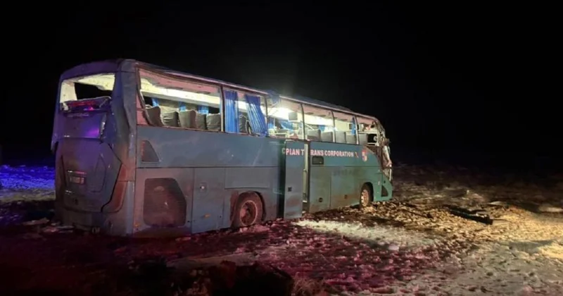 Автобус с 50 пассажирами попал в ДТП в Мангистау: погибли 4 человека