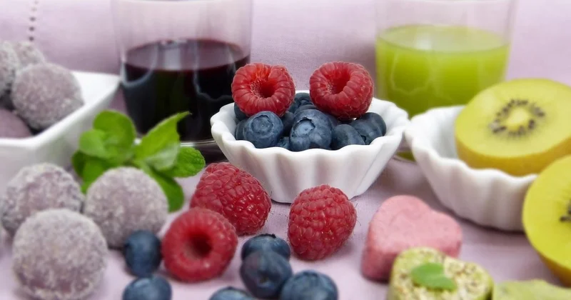 Почему витамины нужны каждый день и бесполезны ударные дозы при ОРВИ