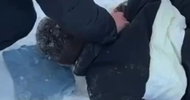 Астанада қарулы шабуыл: Сұңқар арнайы бөлімшесінің қызметкері жарақат алды