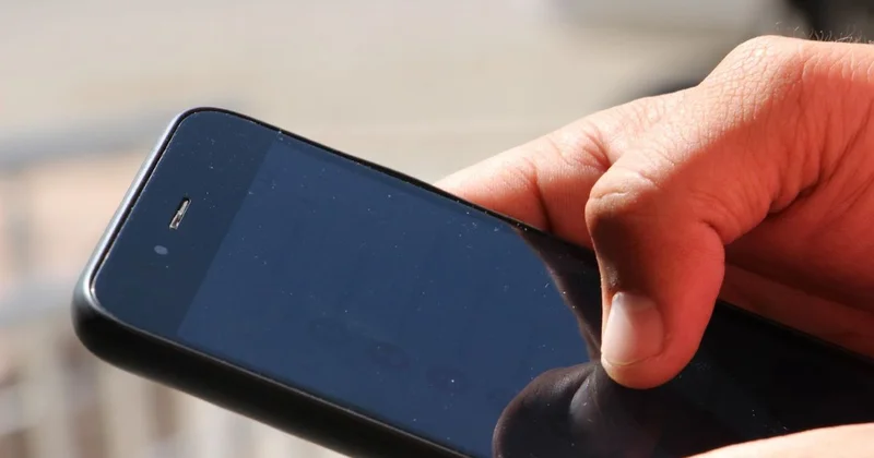 МЧС напомнило о необходимости настройки экстренного оповещения на смартфонах