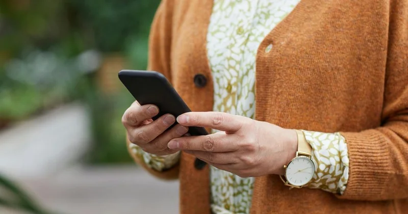 Две сестры из Экибастуза лишились 10 млн тенге после того, как одна из них перешла по ссылке