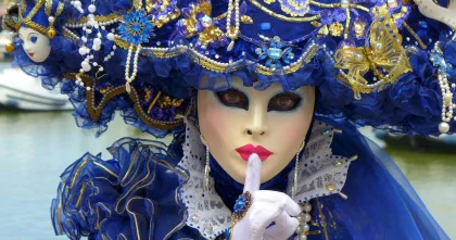 Представившись девушкой, мошенник из Tinder выманил 4 миллиона тенге