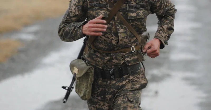 Казахстанский военнослужащий получил травму челюсти: возбуждено уголовное дело