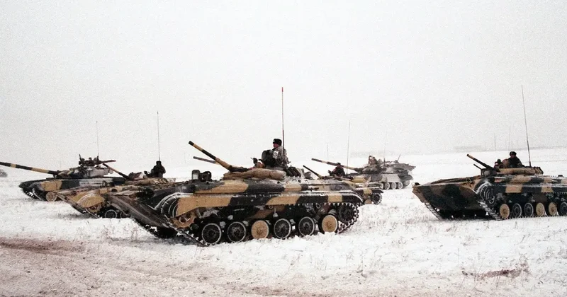 Военную технику на дорогах могут увидеть жители Алматы, Конаева и Талдыкоргана. Что происходит?