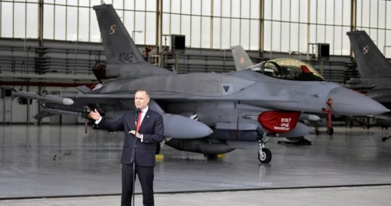 Польша өз ядролық қаруын жасауға ниетті