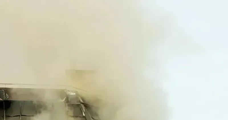 Петропавлда көпқабатты тұрғын үйден өрт шығып, 35 адам эвакуацияланды