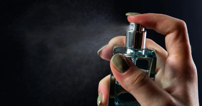 Испортились или нет? Как понять, что духи пора выбросить