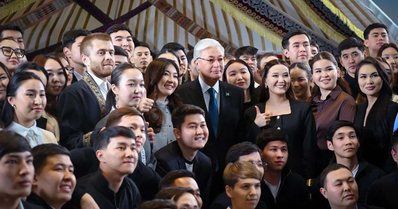 15 марта День Конституции