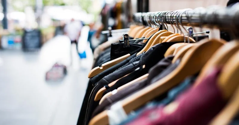 Скандал вокруг одного из рынков разгорелся в Шымкенте (видео)