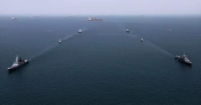 Қытай Ормуз бұғазы арқылы кеме қатынасын қалпына келтіруге көмектесуі керек Трамп