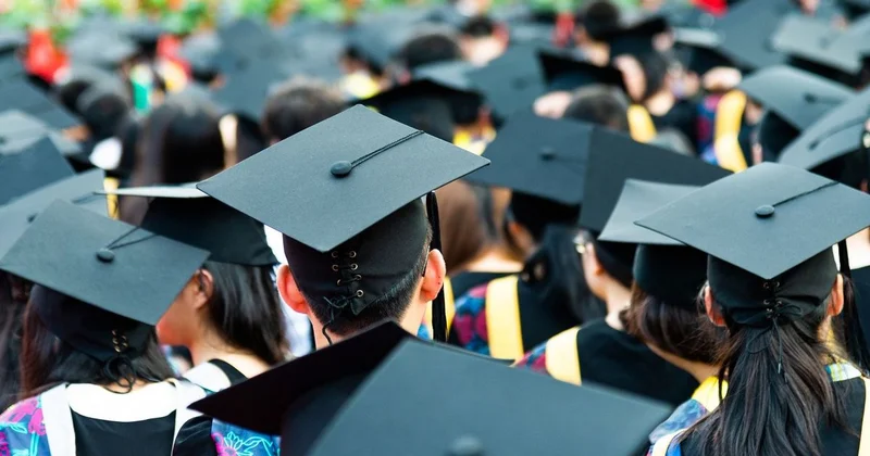 Прием документов на стипендию Болашак начался в Казахстане: что нужно знать