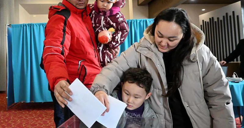 На участки шли целыми семьями