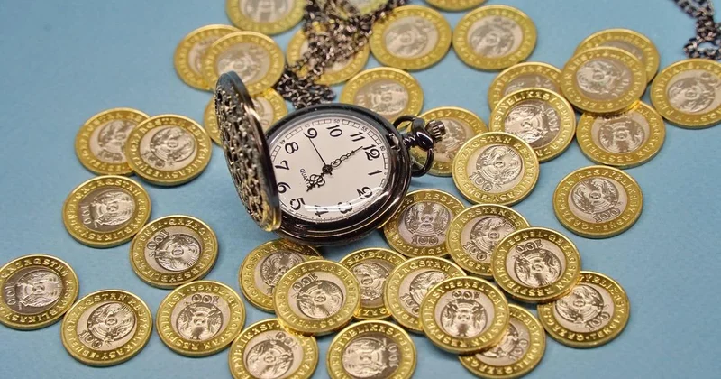 Предлагаемые зарплаты уменьшились за год в Казахстане