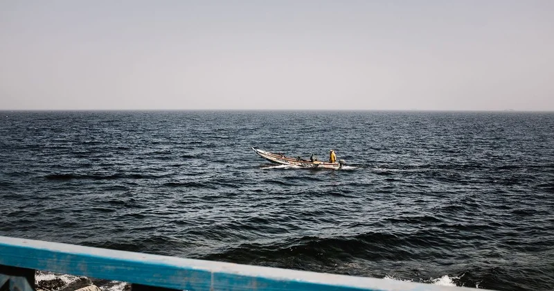 Перевернулись на лодке: около 250 человек пропали без вести в Индийском океане