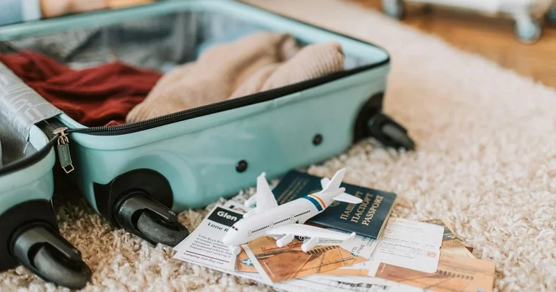 Какие страны сейчас безопаснее для отдыха, рассказали в МИД