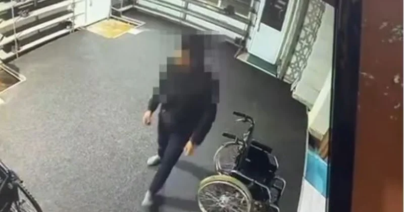 Кроссовки стоимостью более 100 тысяч украли в мечети Астаны