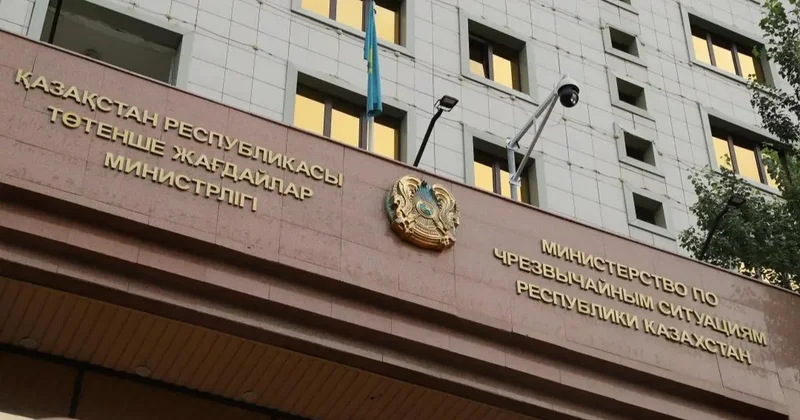 Это недопустимо: в МЧС ответили на предложение разрешить экстренным службам таранить машины