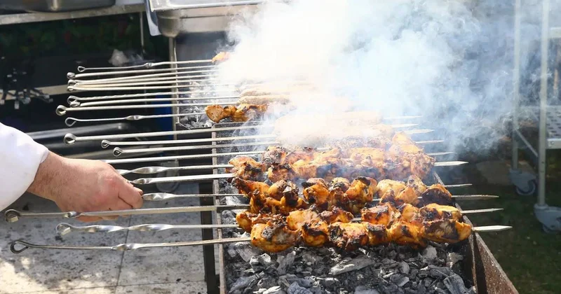 Бір кәуап 950 мың теңге: Бразилияда туристерді алдаған топ ұсталды