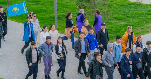 Әлеуметтік сауалнама: Жастардың 90% дан астамы Мемлекет басшысына сенім артады