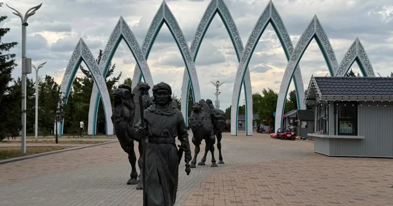 Новый ЖК вместо велотрека? Что на самом деле строят в парке Жетысу в Астане