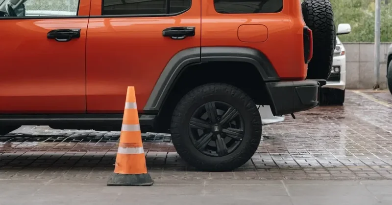 Запрет на парковку у домов с 1 июля? Казахстанцам дали ответ