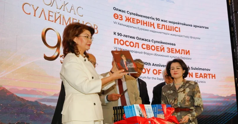 Санаткер туралы жинақтар