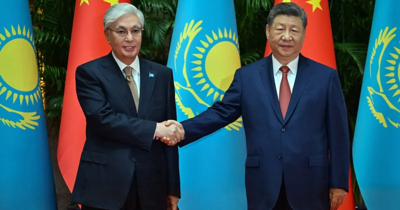 Тоқаев Си Цзиньпинмен келіссөз жүргізді