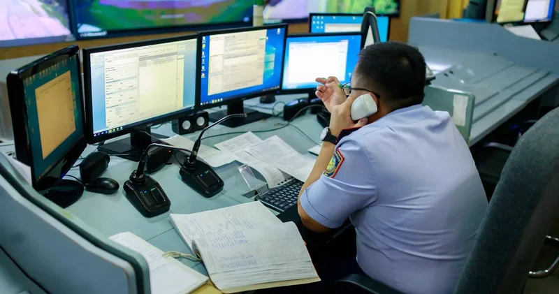 ШҚО да арнайы техника өзенге құлап, жүргізуші жоғалып кетті