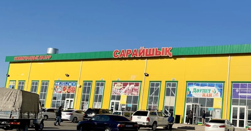 Атырауда ​Республика күні қарсаңында Жеңілдіктер түні өтеді
