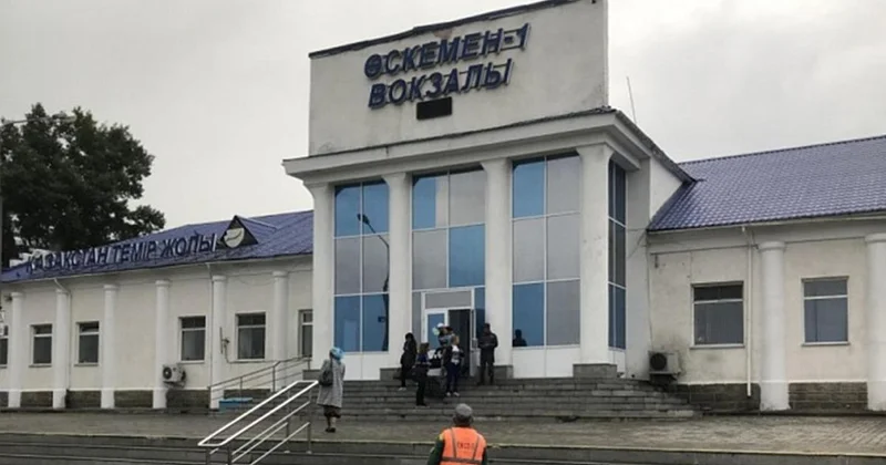 Реконструкцию пяти железнодорожных вокзалов проводят в Восточном Казахстане