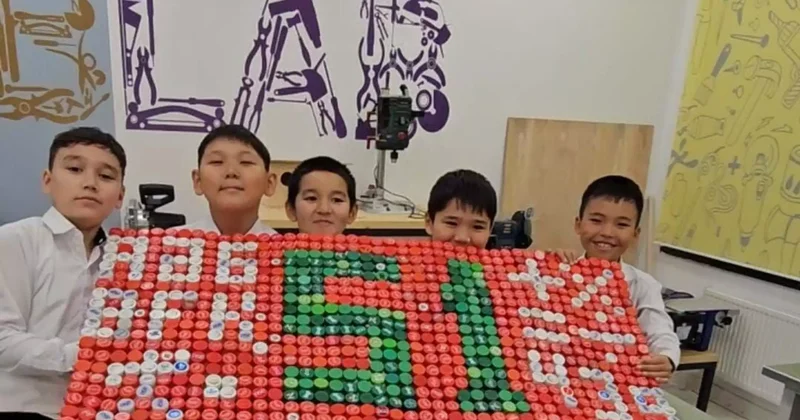 Семейлік оқушылар бөтелке қақпақтарынан ерекше EcoBox ойлап тапты