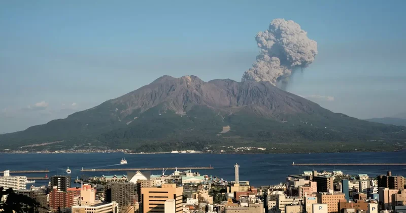 В Японии проснулся один из самых опасных вулканов
