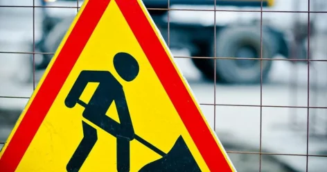 В Алматы временно перекроют полосу движения на проспекте Аль Фараби